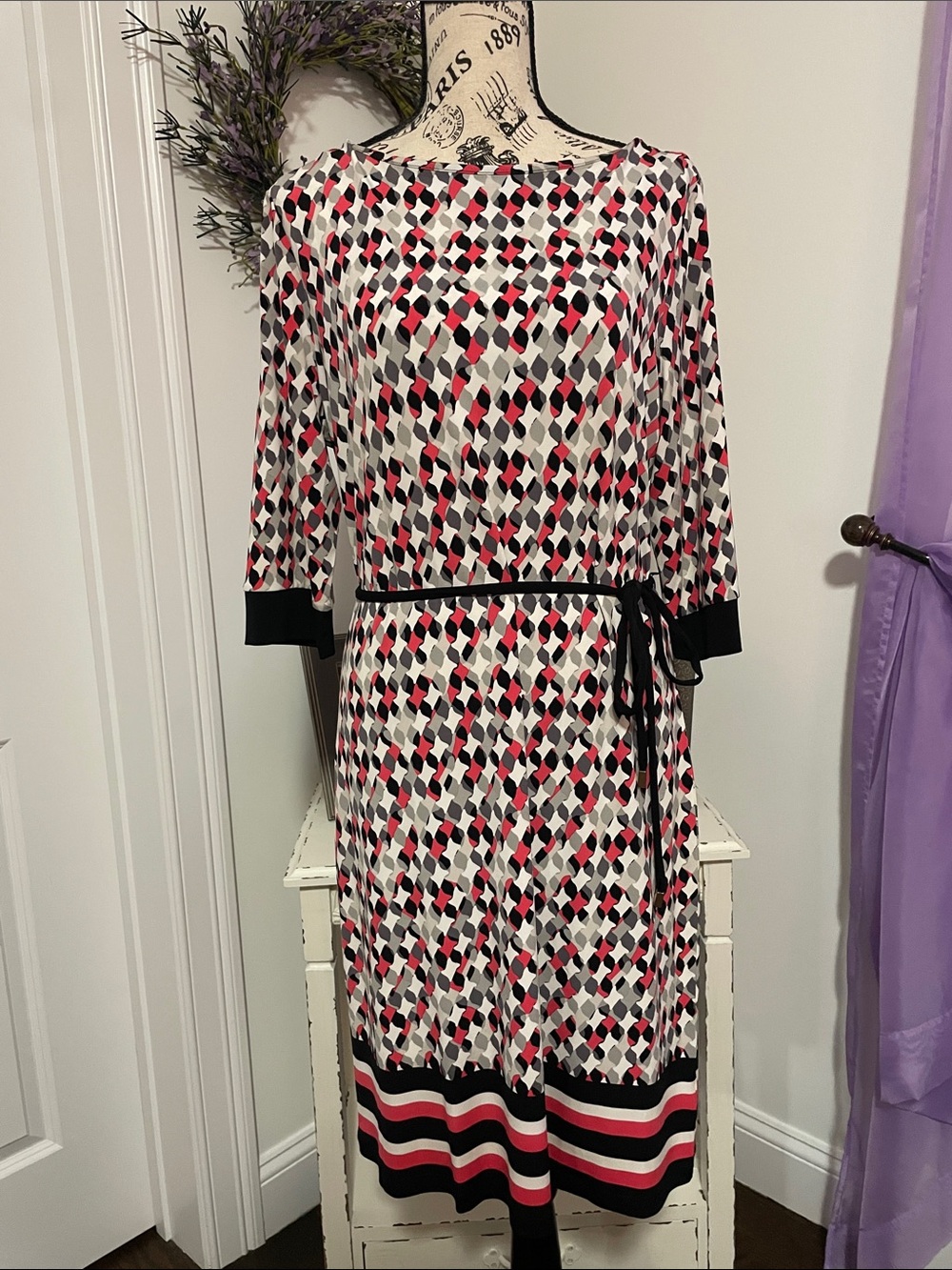 Liz Claiborne Women's Geometric Print Belted Dress - Black, White & Orange
